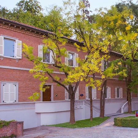 Villaggio Narrante - Foresteria Delle Vigne Serralunga d'Alba Dış mekan fotoğraf